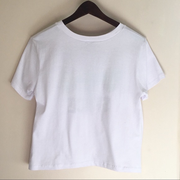 Semi-Crop Alien Graphic Tee - Picture 2 of 3